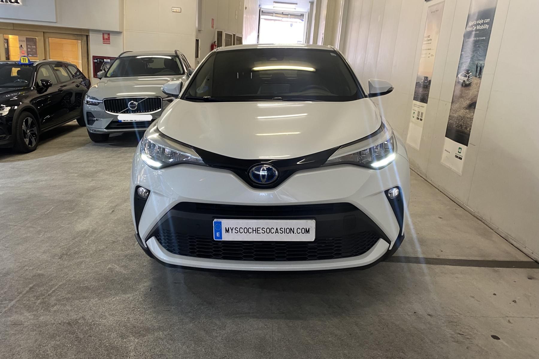 TOYOTA CHR 5 