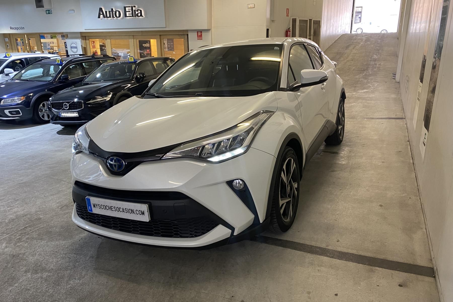 TOYOTA CHR 6 