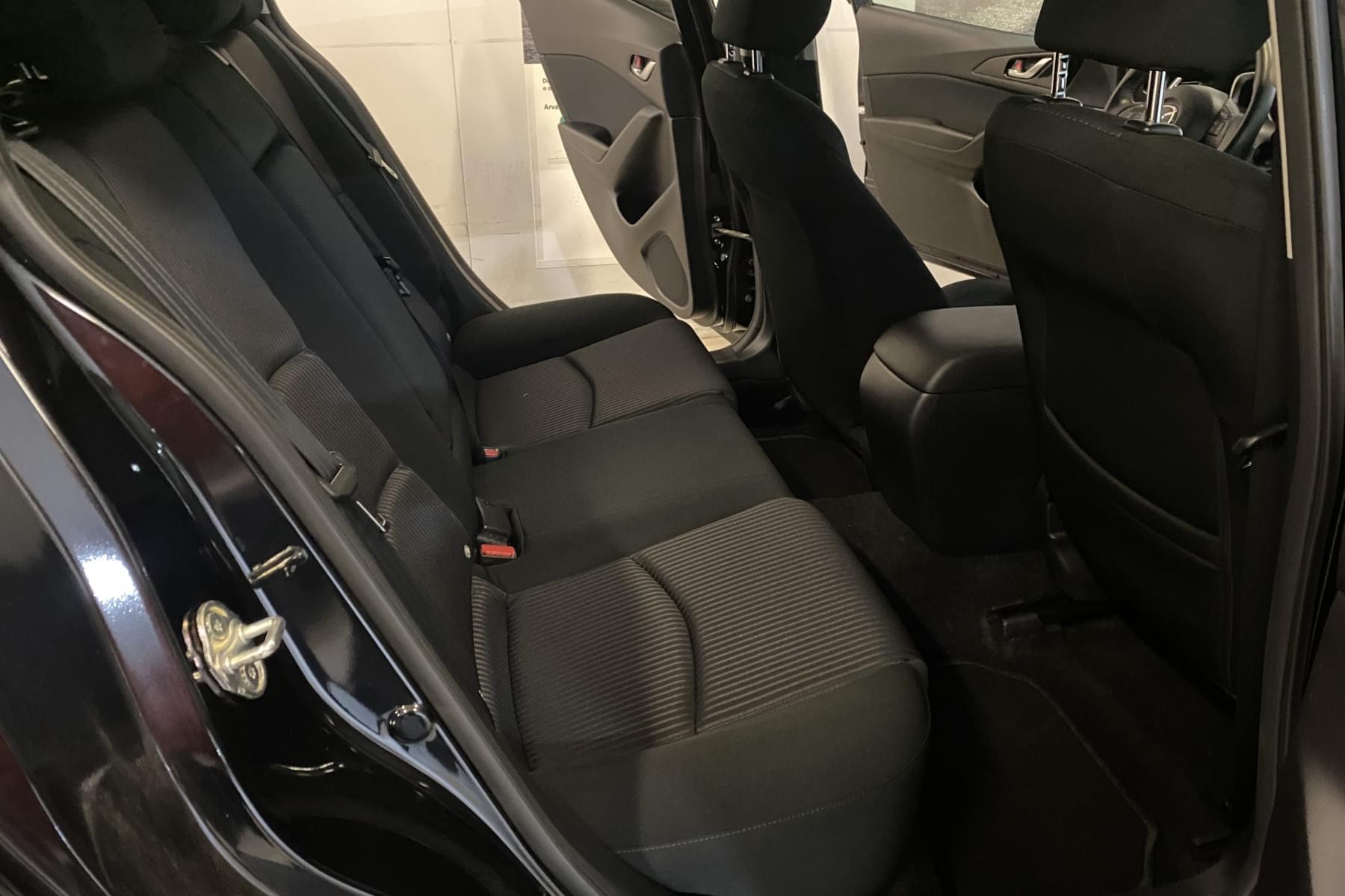 MAZDA MAZDA3 2.0 GE 120 MT Luxury 13 