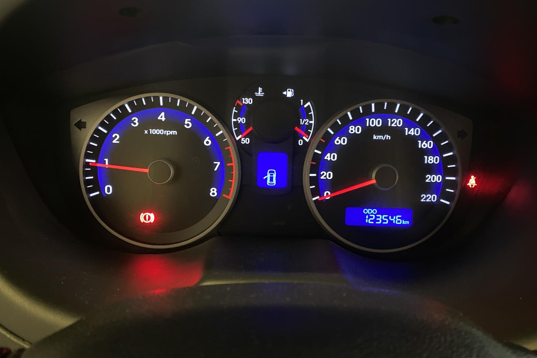 HYUNDAI I20 1.2 MPI Base 7 