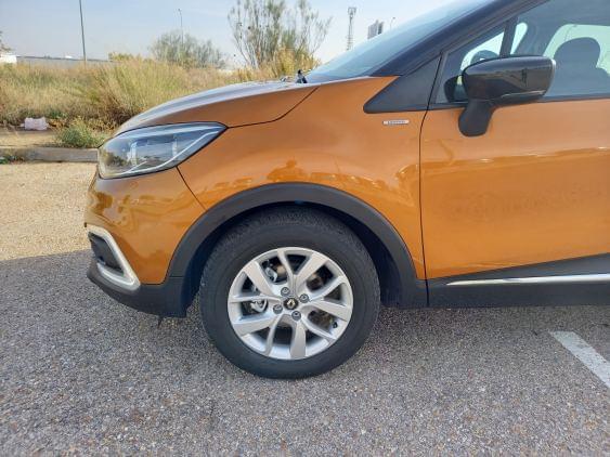 RENAULT CAPTUR de segunda mano