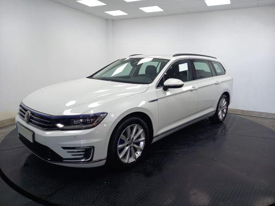 VOLKSWAGEN PASSAT de segunda mano