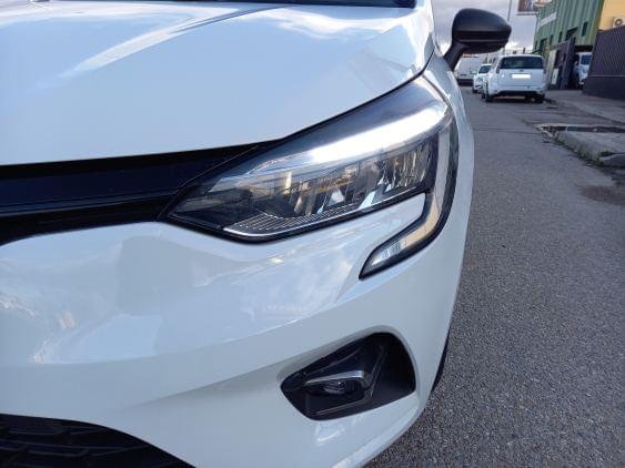 RENAULT CLIO de segunda mano