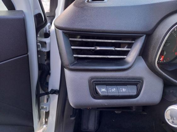 RENAULT CLIO de segunda mano