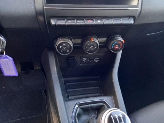 RENAULT CLIO de segunda mano