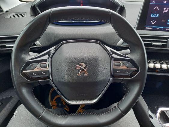PEUGEOT 5008 de segunda mano