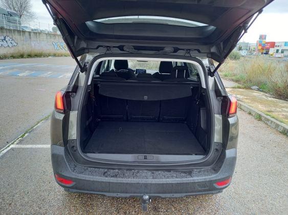 PEUGEOT 5008 de segunda mano