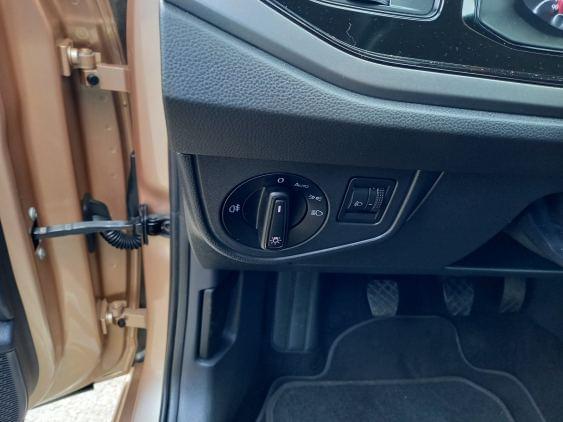 VOLKSWAGEN POLO de segunda mano