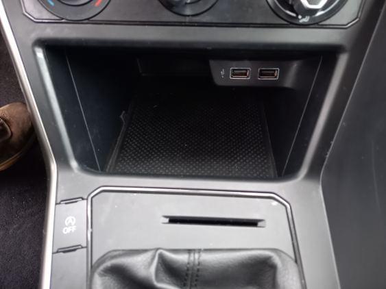 VOLKSWAGEN POLO de segunda mano