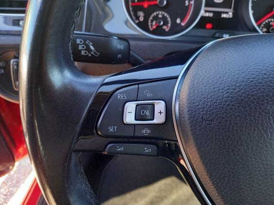 VOLKSWAGEN GOLF de segunda mano