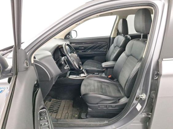 MITSUBISHI OUTLANDER de segunda mano