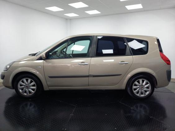 RENAULT GRAND SCéNIC de segunda mano