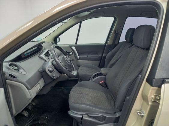 RENAULT GRAND SCéNIC de segunda mano