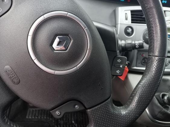 RENAULT GRAND SCéNIC de segunda mano