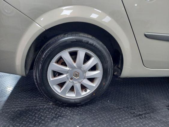 RENAULT GRAND SCéNIC de segunda mano