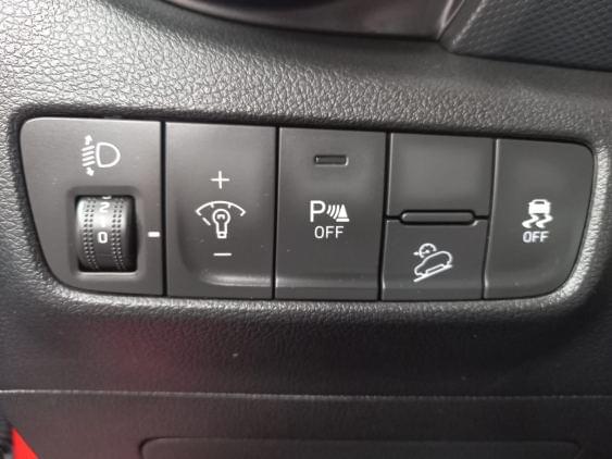 HYUNDAI KONA de segunda mano