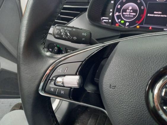 SKODA KAMIQ de segunda mano