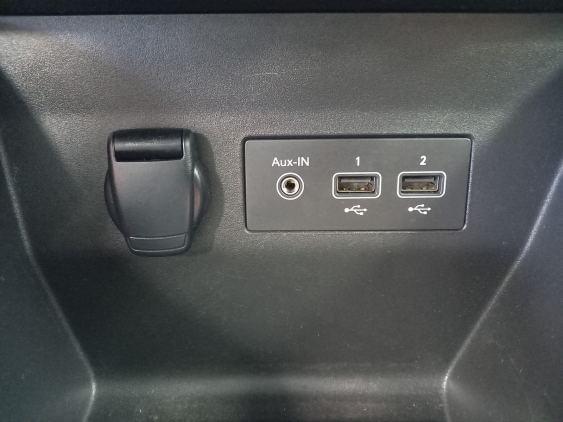 RENAULT CLIO de segunda mano