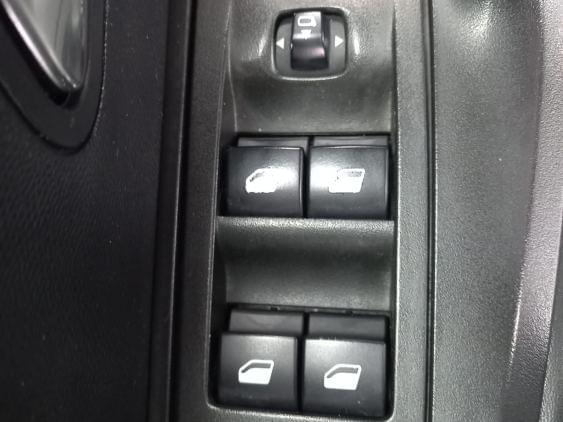 PEUGEOT 2008 de segunda mano