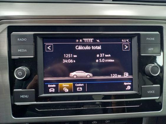 VOLKSWAGEN PASSAT de segunda mano