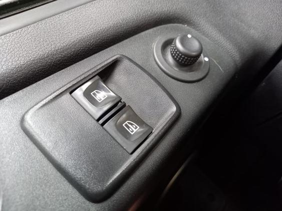 Comprar RENAULT TRAFIC COMBI de segunda mano RENAULT TRAFIC COMBI de segunda mano