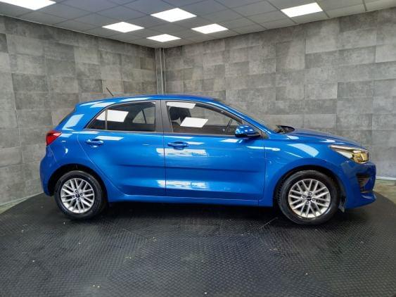 KIA RIO de segunda mano