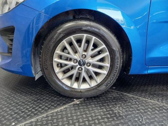 KIA RIO de segunda mano