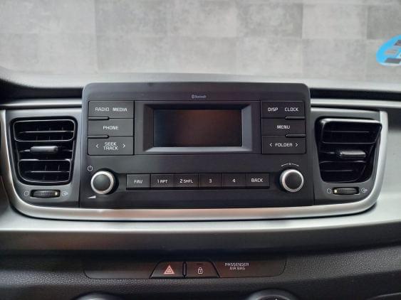KIA RIO de segunda mano