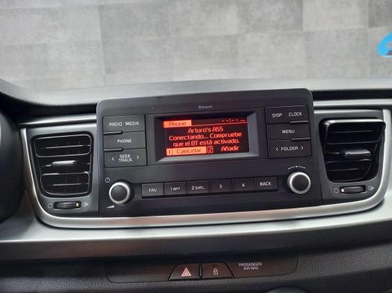 KIA RIO de segunda mano