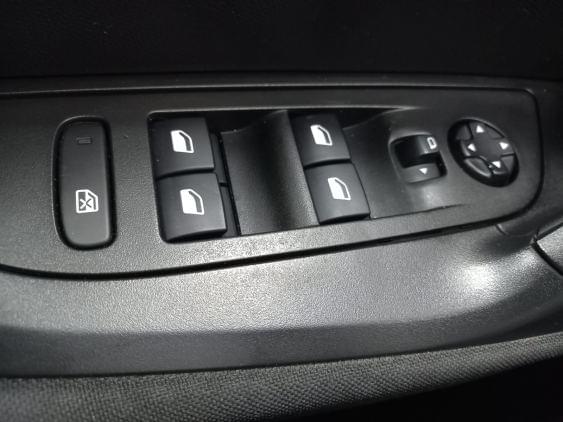 PEUGEOT 2008 de segunda mano