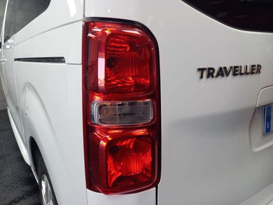PEUGEOT TRAVELLER 1.5 BlueHDi L2 Std Business S&S (EU6.2) 2020 de segunda mano