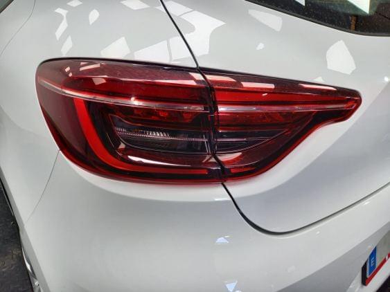 RENAULT CLIO de segunda mano