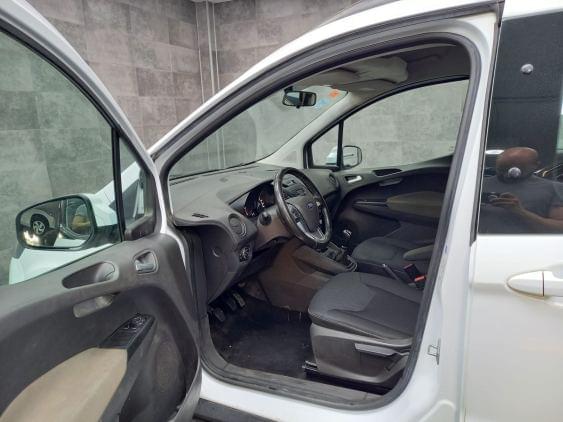 Comprar FORD TRANSIT COURIER COMBI de segunda mano FORD TRANSIT COURIER COMBI de segunda mano