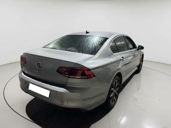 VOLKSWAGEN PASSAT de segunda mano