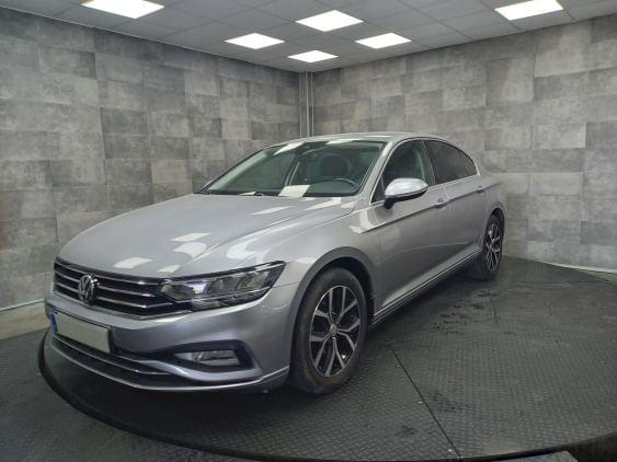 VOLKSWAGEN PASSAT de segunda mano