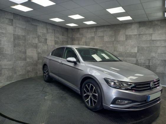 VOLKSWAGEN PASSAT de segunda mano