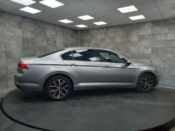 VOLKSWAGEN PASSAT de segunda mano