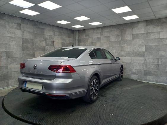 VOLKSWAGEN PASSAT de segunda mano