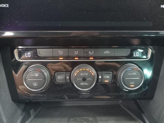 VOLKSWAGEN PASSAT de segunda mano