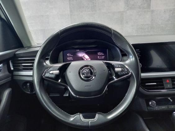SKODA KAMIQ de segunda mano
