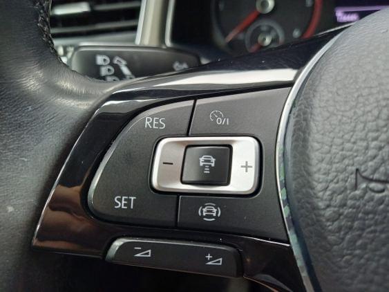 VOLKSWAGEN T-ROC de segunda mano