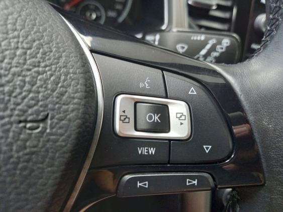 VOLKSWAGEN T-ROC de segunda mano