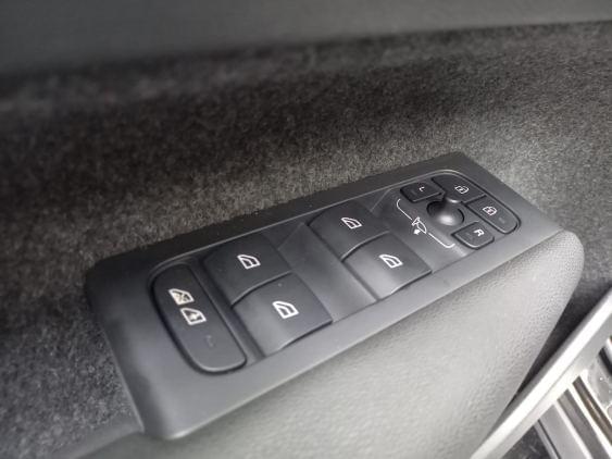 VOLVO XC40 de segunda mano