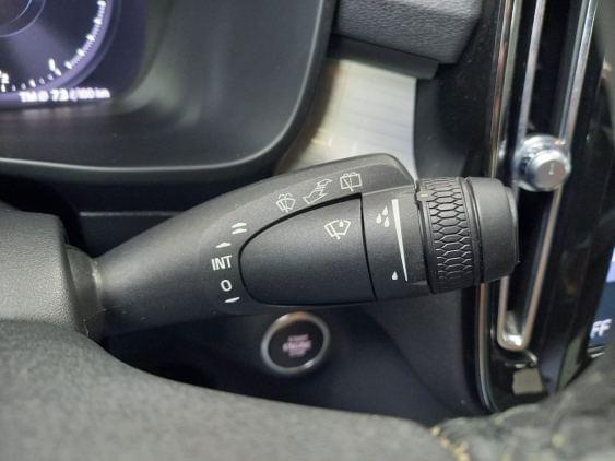 VOLVO XC40 de segunda mano