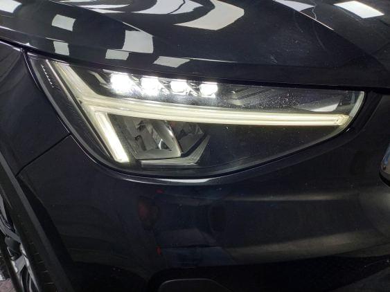 VOLVO XC40 de segunda mano