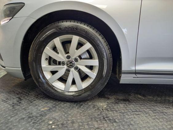 VOLKSWAGEN PASSAT de segunda mano