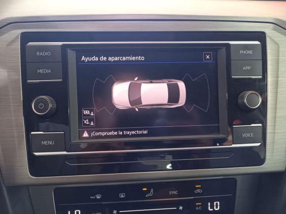 VOLKSWAGEN PASSAT de segunda mano