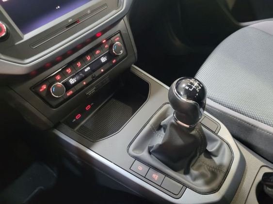 SEAT ARONA de segunda mano