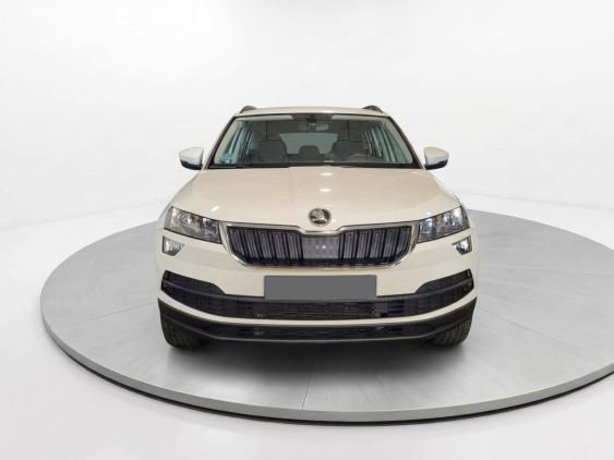 SKODA KAROQ 2.0 TDI 150cv DSG 4X4 Ambition 2020 de segunda mano