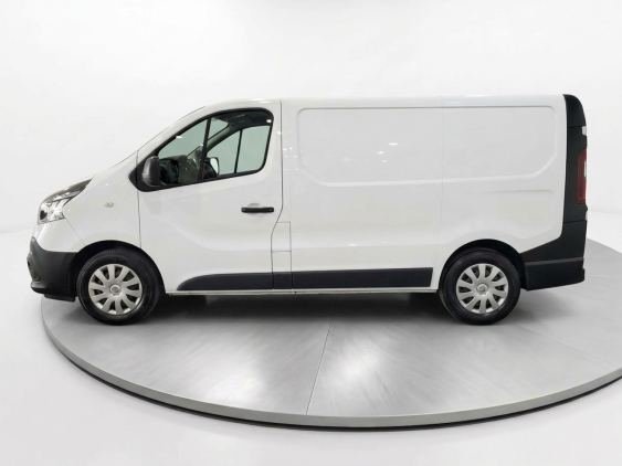 RENAULT TRAFIC Furgón 27 L1H1 Energy BluedCi 88 kW 2021 de segunda mano